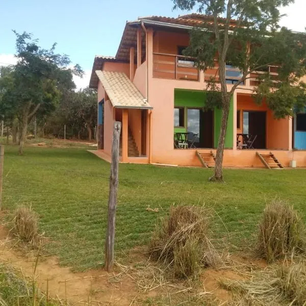 Pouso dos Sonhos Suítes Lapinha da Serra, hotel en Cachoeira do Tabuleiro