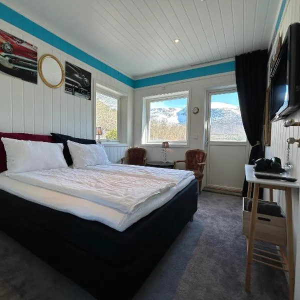 Rødseth gårdsovernatting Dobbeltrom, hotel v destinaci Molde