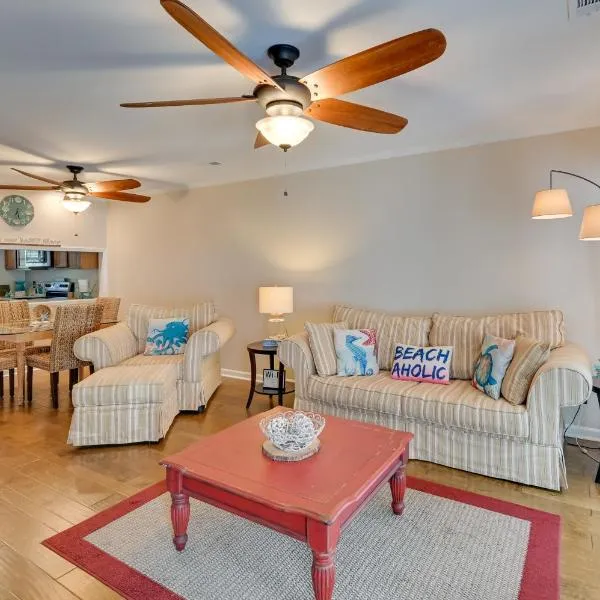 Coastal Vacation Rental - 2 Mi to Huntington Beach, hótel í Litchfield Beach