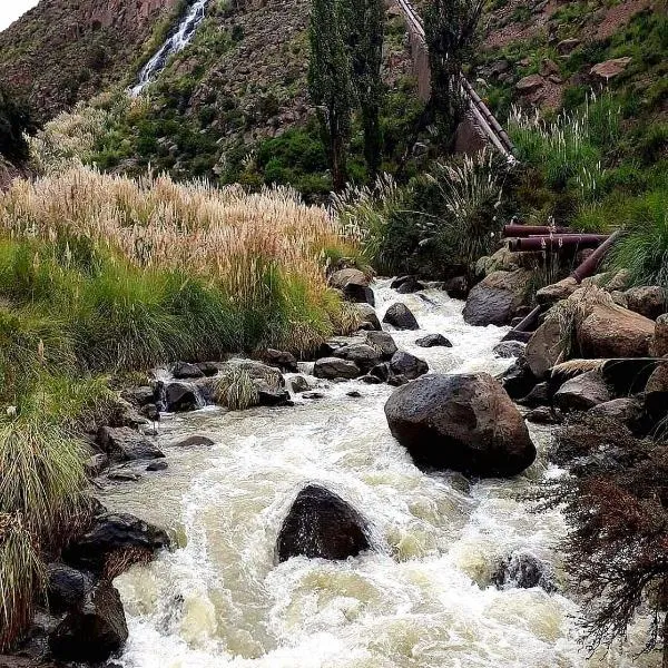 Cabaña La Rinconada Cayara、Santa Lucíaのホテル