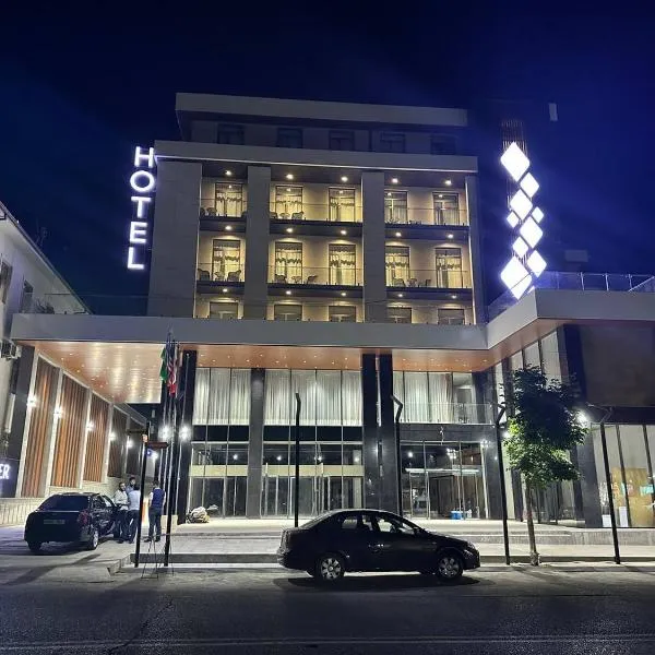 PREMIER HOTEL、アンディジャンのホテル