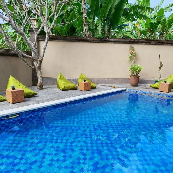 Starloka Saba Bali Hotel, hotel i Banjarangkan