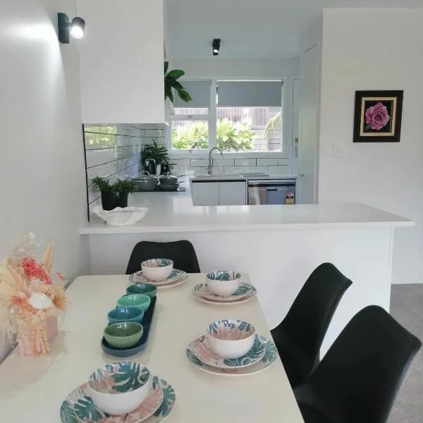 Centre Takapuna 2 Beds & Garage & Netflix, hotel v Aucklandu
