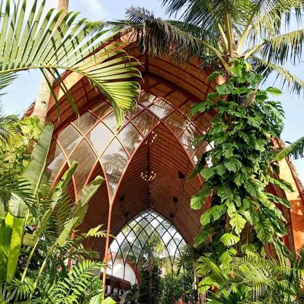 Tropical Temple Siargao Resort, hotell sihtkohas General Luna
