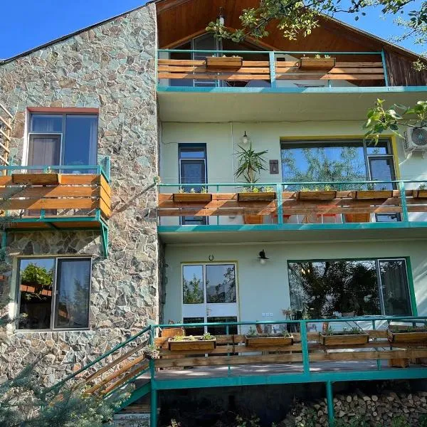Green Stone Boutique Hotel, hotel v destinaci Yeghegnadzor