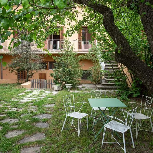 El Jardí de Can Prat, hotel in Ripoll