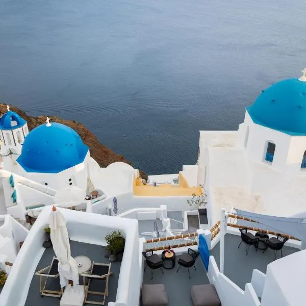 Luxus VIP Suites, khách sạn ở Oia