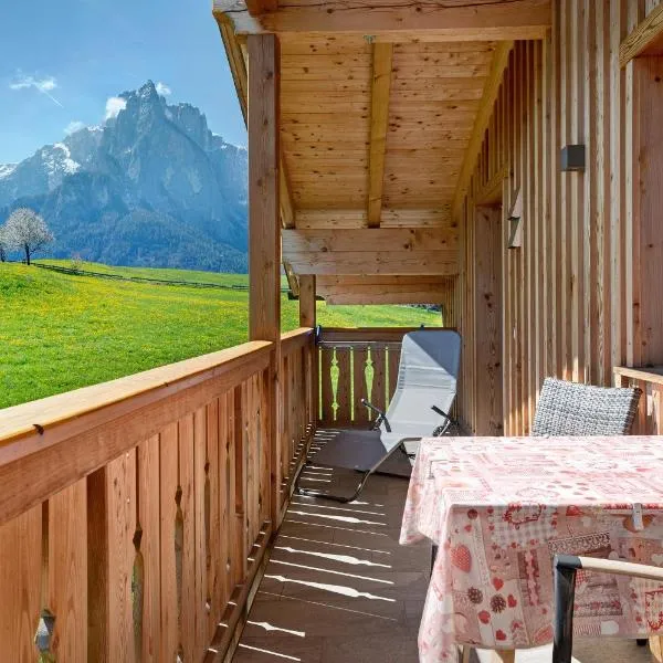 Schererhof Morgenrot, hotel v mestu Castelrotto