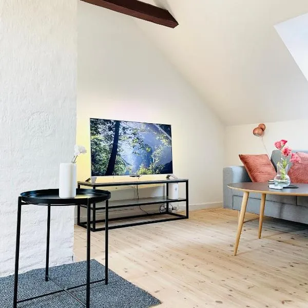Scandinavian Apartment Hotel - Lunden 1 - Central 3 bedroom apartment on two floors, hotel v destinaci Horsens