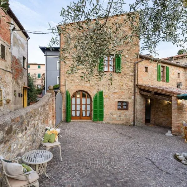 Lajatico Rentals - Casa di Alice nel Borgo, hotel in Laiatico