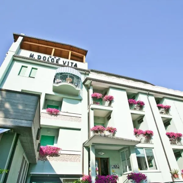 Hotel Dolcevita, hotell i Cesenatico