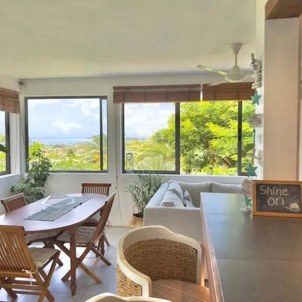 Seaview Sunset Apartment, ξενοδοχείο σε Tamarin