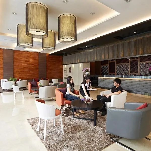 Guanko Hotel, khách sạn ở Ts'ao-ti-wei