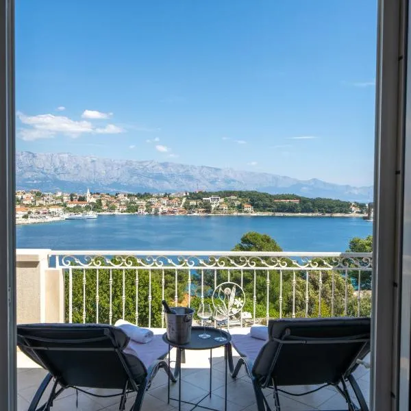 Apartments Siesta, hotel in Sumartin