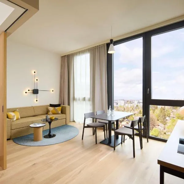 أدينا أبارتمنت هوتل جينيفا، فندق في جنيف