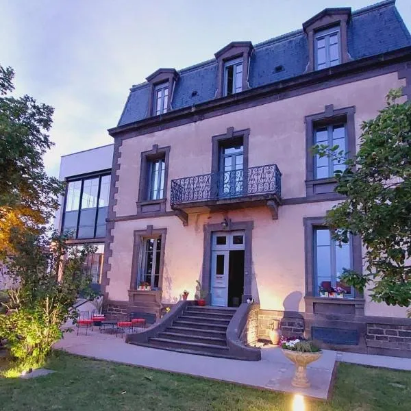 La Belle Epoque & Spa, hotel v destinaci Cournon-dʼAuvergne