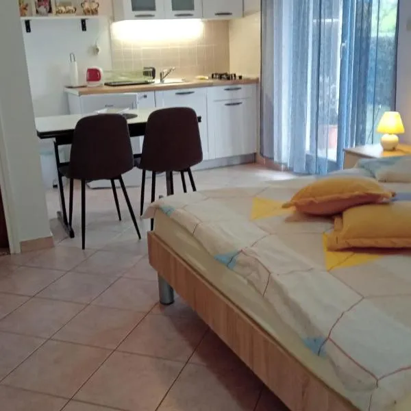 Apartments Radović, hotel v destinácii Labin