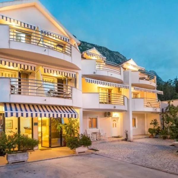 Majka Apartments, hotell Kotoris