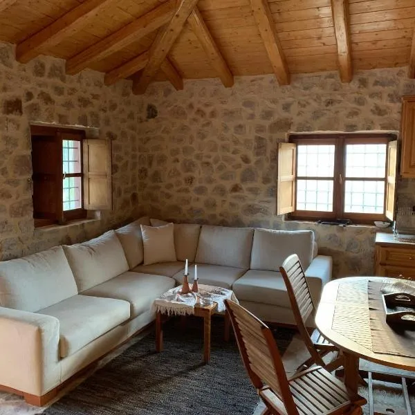 Meditation Olive House，Avgón的飯店