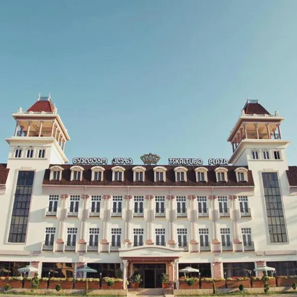 Tskaltubo Plaza Hotel, hotel v destinaci Cchaltubo