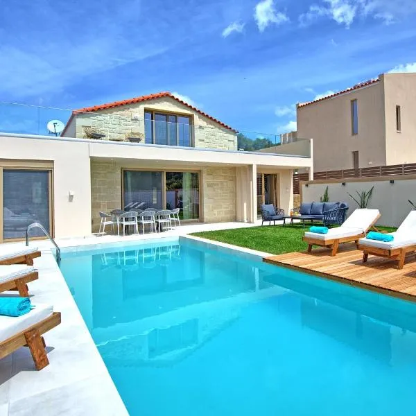 Villa Silentium Evilia by PosarelliVillas, מלון בארגירופוליס