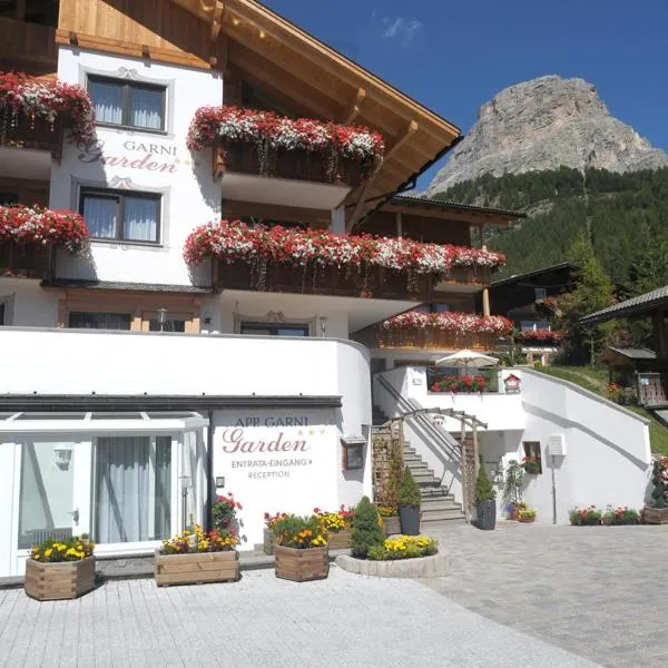 Pension Garden Hotel, hotel em Colfosco