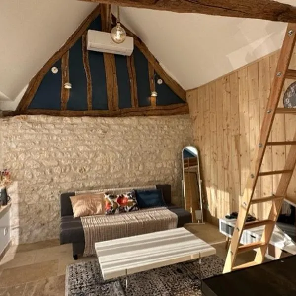 La chapelle de Monet - logis Eglantine, hotel in Bois-Jérôme-Saint-Ouen