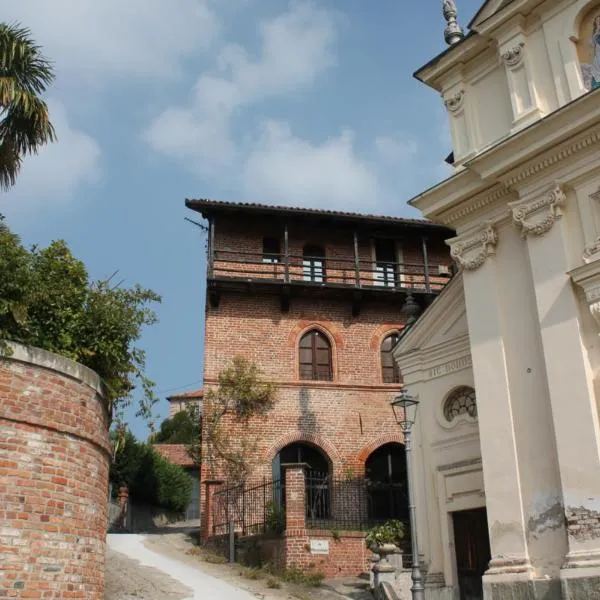 LA CASA DEL CASTELLANO, hotel in Cinzano