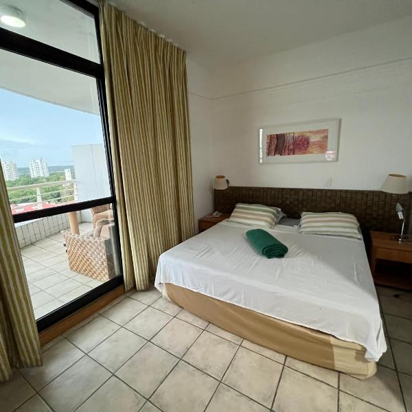 Apartamento no tropical executive hotel com varanda, 1 cama de casal e 2 camas de solteiro - Foto 2