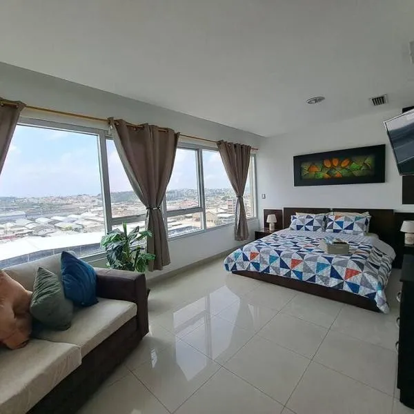 ESMERALDA SUITE CON VISTA CIUDAD/PISCINA/GYM/PARQUEO, khách sạn ở Guayaquil