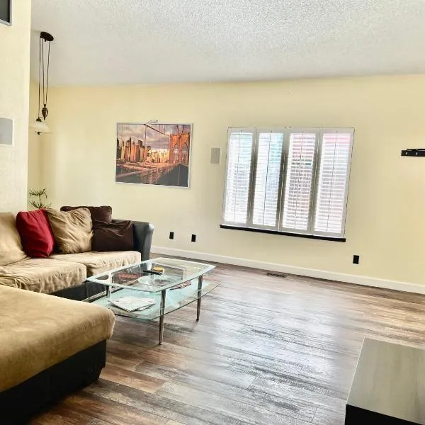 Reno 4BR Family Home · Outdoor Spring Getaway, hotel v destinácii Reno