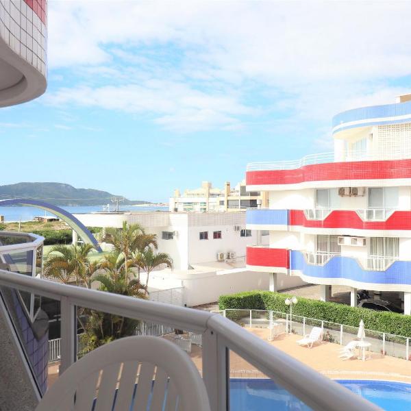 Vista para o mar e piscina - HB30F