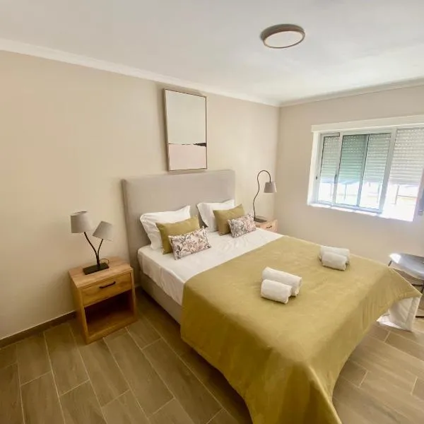 Apartamento Flor de Amendoeira, Hotel in Albufeira
