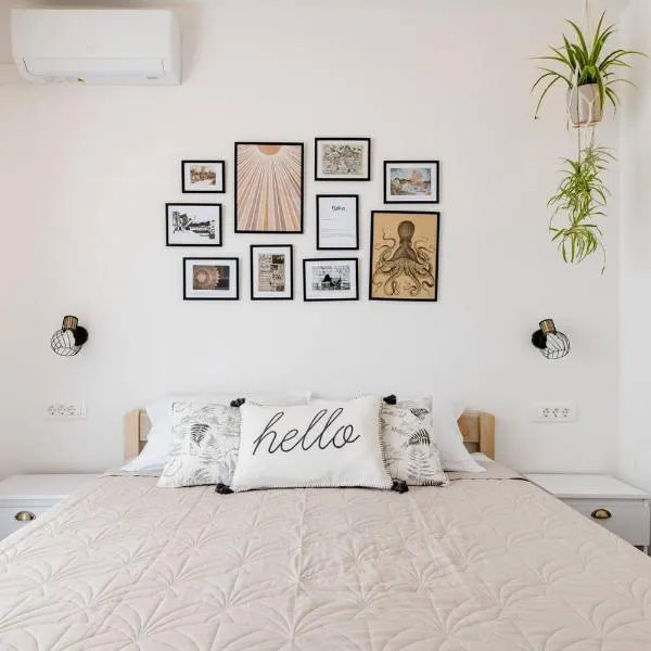 Guest House Vuljan, ξενοδοχείο στο Χβαρ