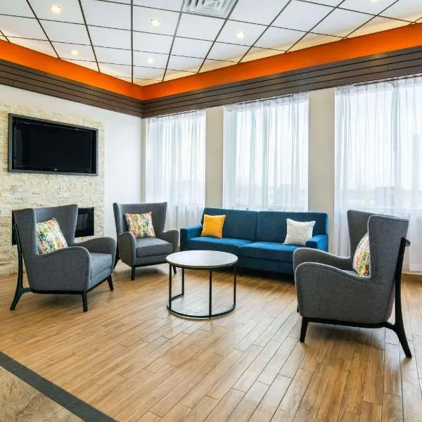 Comfort Inn & Suites Barrie, viešbutis mieste Angus