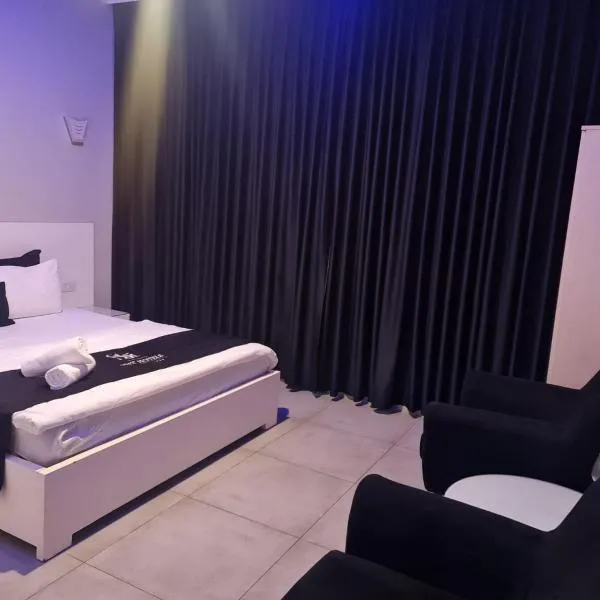 אשדוד מול הים, hotel a Ashdod