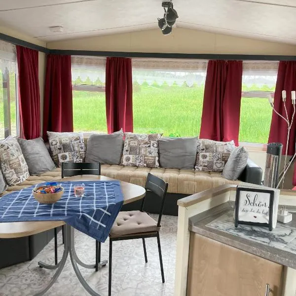 Ring Chalet โรงแรมในBrücktal