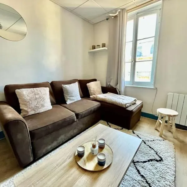 Appartement 2 pièces - PLACE MORNY、ドーヴィルのホテル