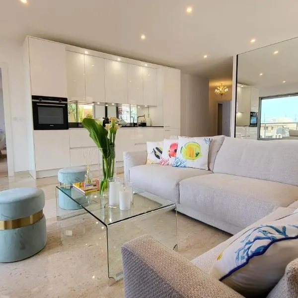 PENTHOUSE MAJESTIC, MC, Bnbrickeys, hotel in Monte Carlo