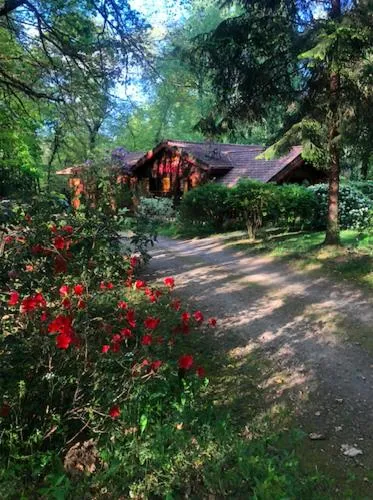 Chambre d'hôte txaleta (le Chalet), hotel en Saint-Cyr