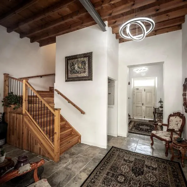 Edem Traditional House, hotel v destinaci Larnaka
