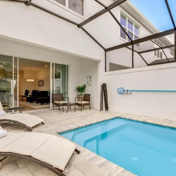 4 bedrooms pool home Hidden Forest Resort Amenities, hotel in Orlando