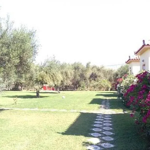 Phyllida Guest House - M3, hotel v destinaci Zacharo