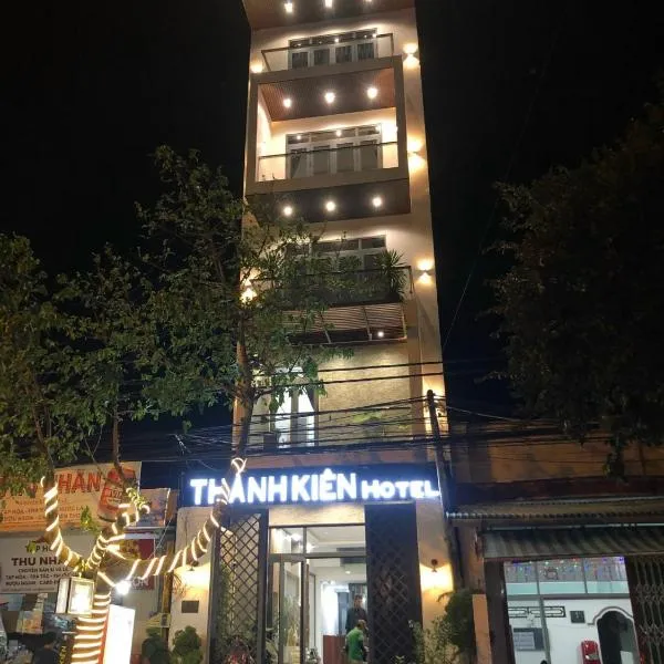 Thành Kiên Hotel, hotell i Xóm Mỹ Ca