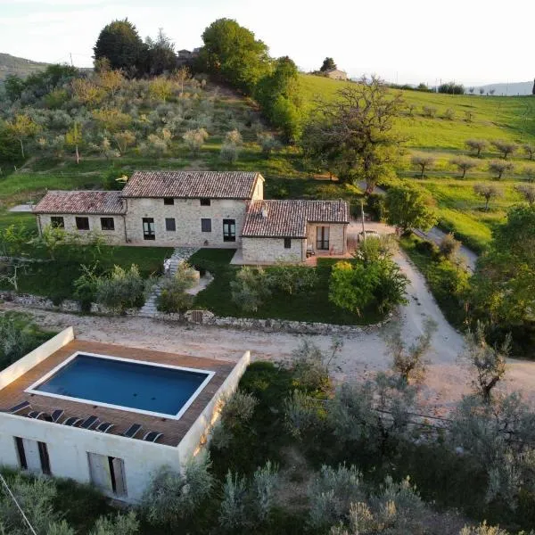 Agriturismo Sant'Angelo holiday farm, hotel i Gualdo Cattaneo