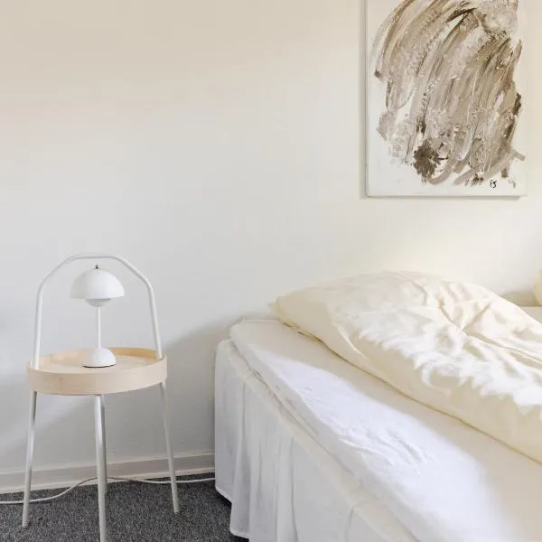 Værelse i rolig villakvarter, central beliggenhed, hotel en Odense