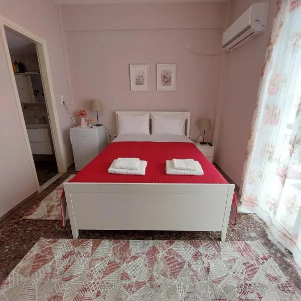 Crystal Home near Airport, hotell sihtkohas Artemida