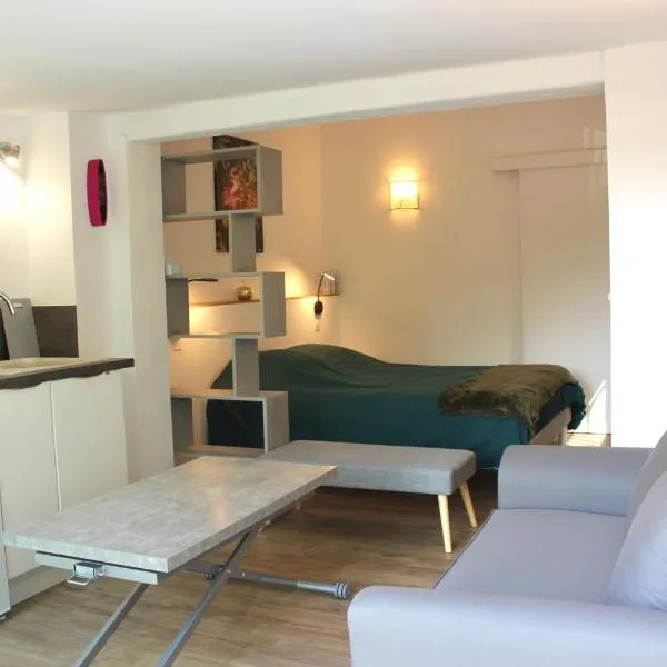 Appartement privé à la campagne – hotel w mieście Figanières