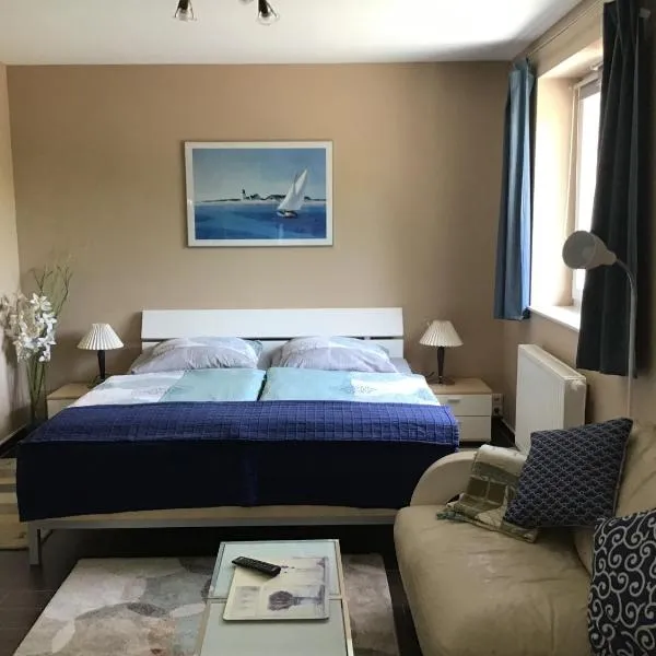 Ferienapartment Hartung, hotel in Heikendorf