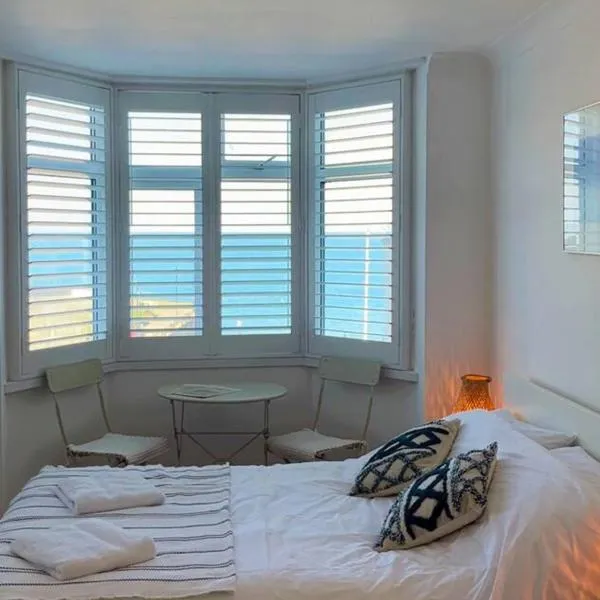 The Cabin at Gabriel House, hotel v destinaci Ilfracombe